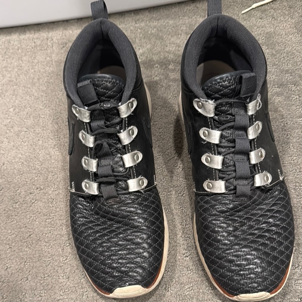 Nike Roshe Run Sneakerboot. Winterized Leather